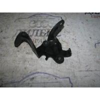 кронштейн Audi A4 (B8) 2007-2015 2013 06H121079N