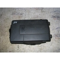 крышка аккумулятора VW Tiguan 2007-2011 2010 3C0915443A