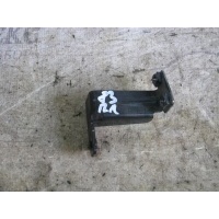 кронштейн Audi Q5 2010 8R0807333