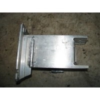 кронштейн усилителя переднего бампера Audi A4 (B8) 2007-2015 2012 8K0807133D