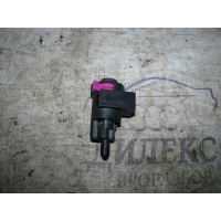 датчик включения стопсигнала Audi Q5 2011 4F0945459B