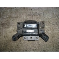 опора кпп VW Golf VII 2012> 2013 5Q0199555R