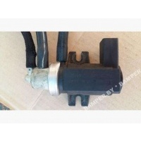 Клапан управления турбиной (Актуатор) Volkswagen Golf 5 2005 1J0906627B