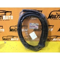 Уплотнитель кузова Ford Escort 7024746
