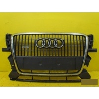 Решетка радиатора Audi Q5 8R 2008-2012 8r0853651