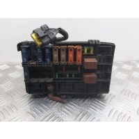 Блок предохранителей Renault Espace 4 2003 8200272453