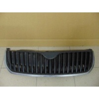 Решётка решетка радиатора бампера skoda superb 3t0853668a