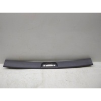 Обшивка двери багажника hyundai Matrix 2001-2010 8176017010LT