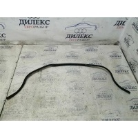 уплотнитель капота VW Passat (B7) 2011-2015 3C0823723