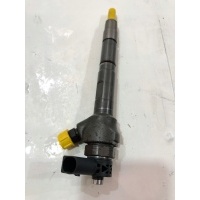 Форсунки volkswagen 2.0 tdi 04l130277e в рабочем состоянии