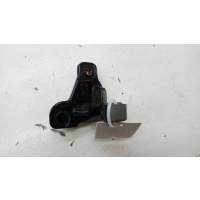 Петля двери передней правой нижняя Mercedes C-class IV W205 2014> 2057200437