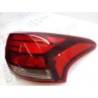 Фонарь задний внешний правый Mitsubishi Outlander III GF 2012> 8330B174