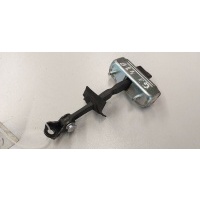 Ограничитель двери задней правой Lexus LX II 470 1998-2007 6863060080