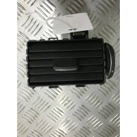 Дефлектор воздушный средний правый Land Rover Discovery Sport 2014> LR063182