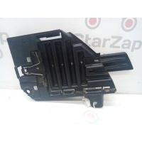 Кронштейн фары левый Land Rover Discovery Sport 2014> LR066965