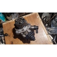 ТНВД Volkswagen Passat 2012 03L130755AA