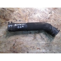 Патрубок интеркулера левый Audi A4 B7 2004 8E0145709E