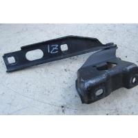 Петля капота правая Audi A5 8T 2011 8T0823302E