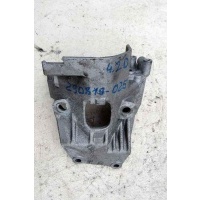 Кронштейн Volkswagen Touareg 2010 057130147AE