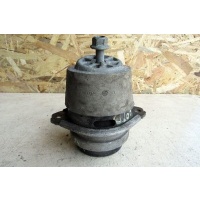 Подушка крепления двигателя левая Volkswagen Touareg II 2011 7P6199131