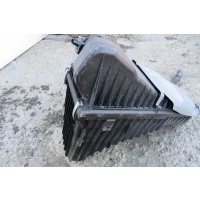 Корпус воздушного фильтра левый Audi Q7 4L 2009 7L8128607C