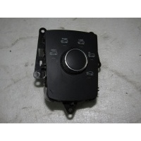 кнопки центрального подлокотника Mercedes-Benz GL-Класс X166 2015 1669050003