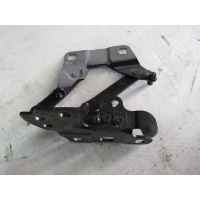 Петля капота левая Mercedes GL X166 2015 1668800028