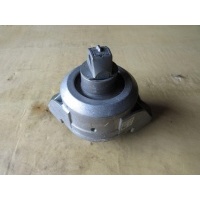 Подушка крепления двигателя правая Mercedes-Benz S-Класс W222/C217/A217 2017 2222407900