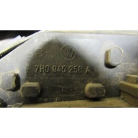 фонарь задний правый Volkswagen Transporter T5 2003 7H0945258A