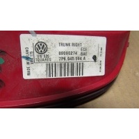 фонарь крышки багажника правый Volkswagen Touareg II 2012 7P6945094A