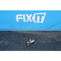Клапан вакуумный toyota Corolla Fielder NZE124 9091012257