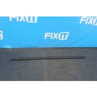 Молдинг стекла Передний mazda Axela BKEP BP4K50650D