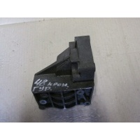 Кронштейн гидроусилителя руля Ford Fusion 2002-2012 1300783