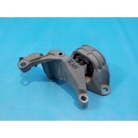 Опора двигателя (подушка) правая RENAULT Duster 2010-2019 112108139R