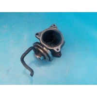 Клапан рециркуляции выхлопных газов VOLKSWAGEN Passat B6 2005-2009 038129637D