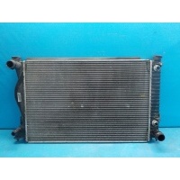 Радиатор охлаждения двигателя Audi A6 (C6, 4F) 2005-2011 4F0121251M