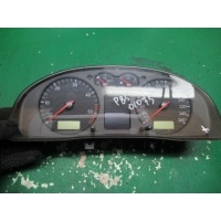 Щиток приборов (приборная панель) Volkswagen Passat 1999 3b0920822a