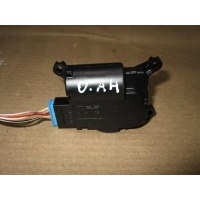 Моторчик заслонки печки Audi Q7 4L 2008 7L0907511AH