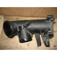 Патрубок впускного коллектора Volkswagen Passat B6 2009 03C145861D