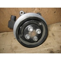 Помпа Volkswagen Passat B6 2009 03C121004K