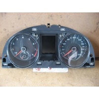Щиток приборов (приборная панель) Volkswagen Passat B6 2010 3C0920872D