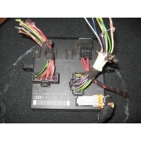 Блок бортовой сети (блок управления BCM) Audi A4 B7 2006 8E0907279N