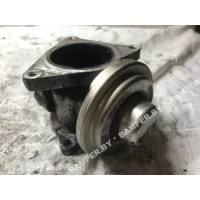 Клапан EGR Volkswagen Passat 2006 038129637D