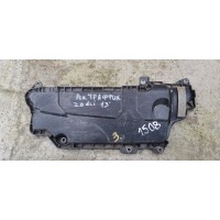 Декоративная крышка двигателя Renault Trafic 2013 8200805844