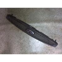 Решетка радиатора Ford Fiesta 2001-2007 2004 1381784