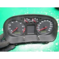 Щиток приборов (приборная панель) Volkswagen Golf 1998 1j0919881b