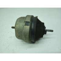Подушка крепления двигателя Volkswagen Passat B5 1997 8D0199382L