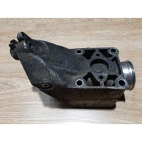 Кронштейн двигателя Mercedes-Benz Vito W639 2004 A6462230104