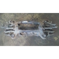 Балка задняя Mercedes-Benz C W203 2000-2004 A2033504908