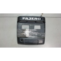 Подсветка номера, Mitsubishi Pajero 2000-2006 2002 MR441889